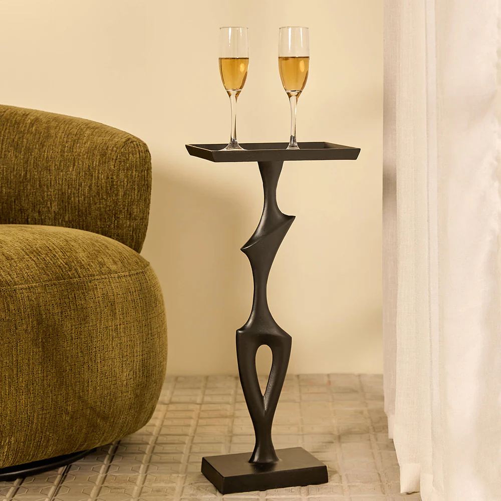 Square decor item