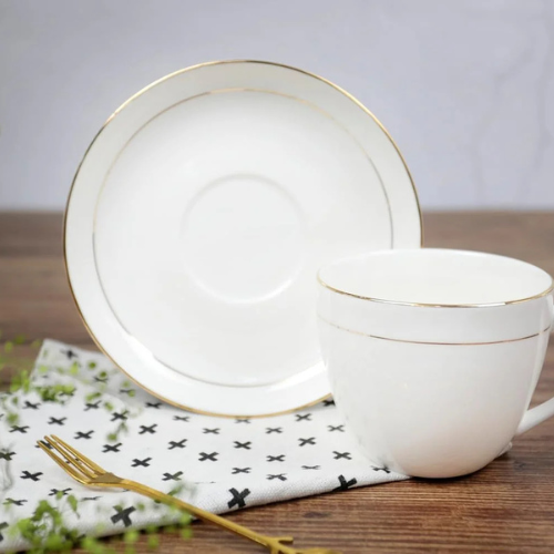QUEENS BONE CHINA 12 PCS CUP AND SAUCER SET - GOLD LINE