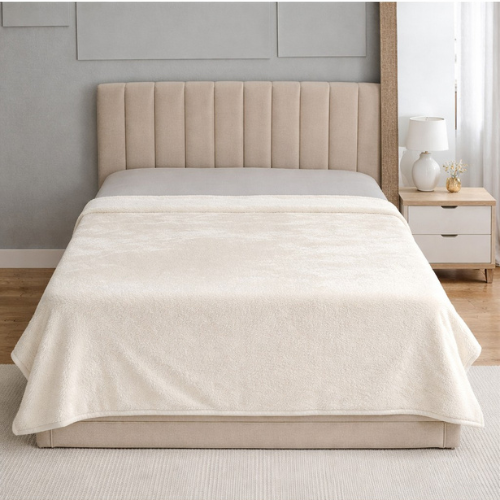 Mellow - King Micro Flannel Blanket - 240x220 cm - Cream